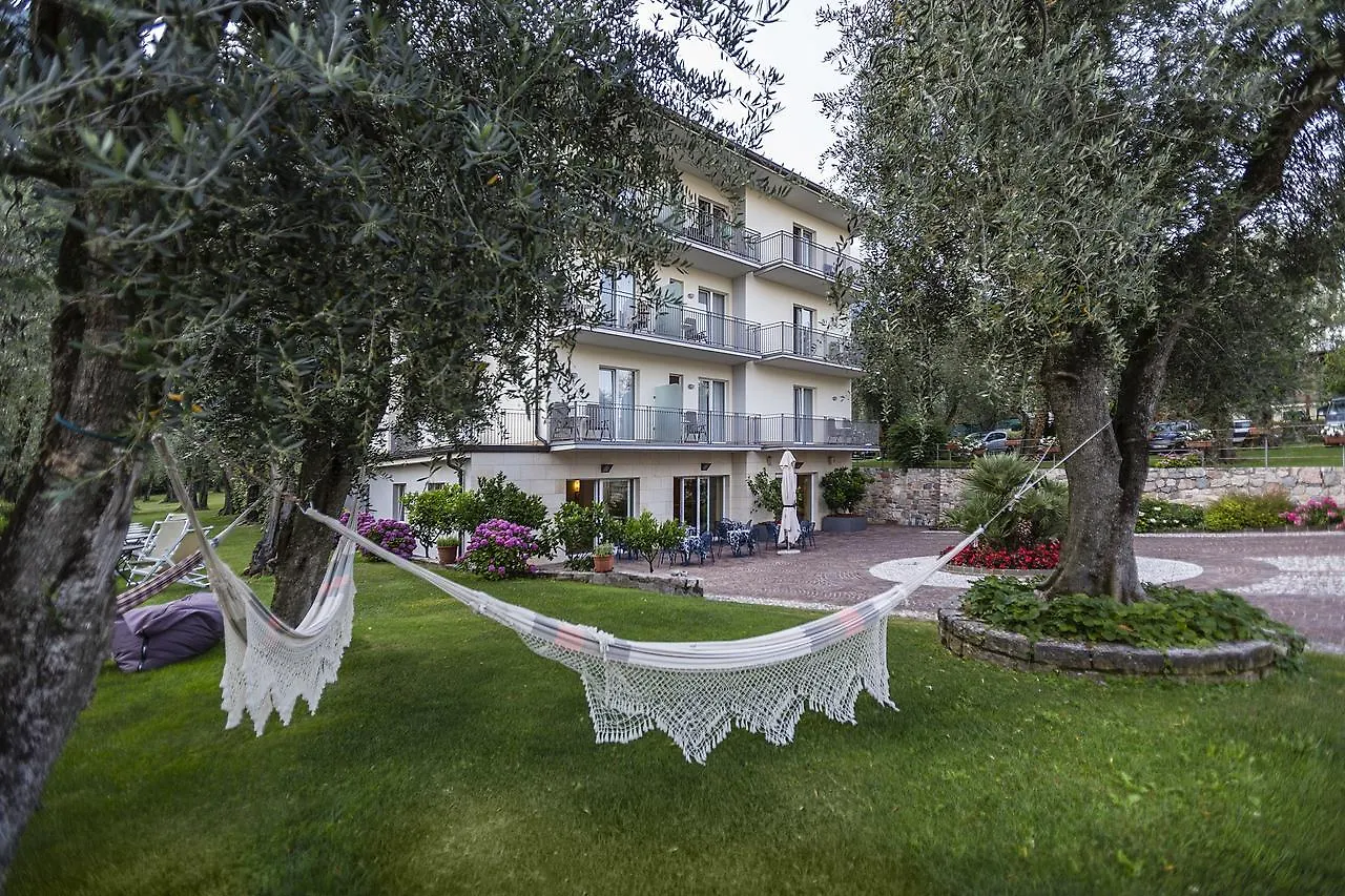 Hotel Garni Orchidea Malcesine Italy