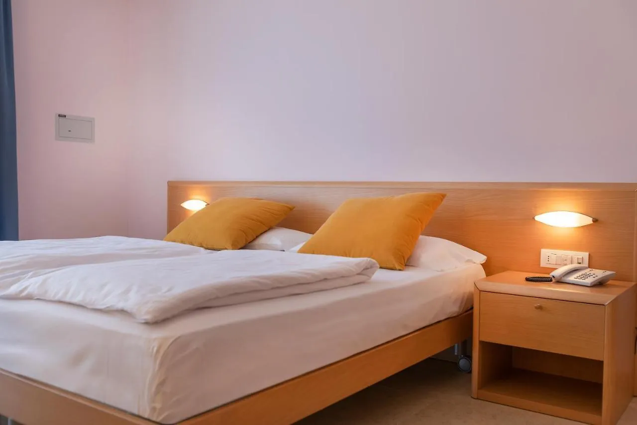 Hotel Garni Orchidea Malcesine